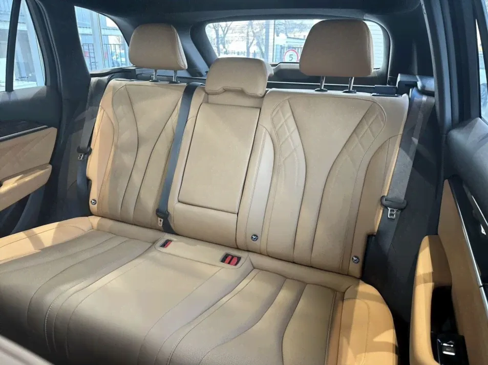 Geely Monjaro Ultimate-1