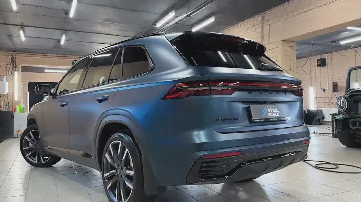 Забронировали кузов Geely Monjaro матовой полиуретановой плёнкой, выполнили антихром и многое другое