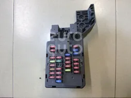 1067003569 Geely Блок предохранителей